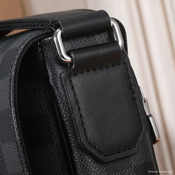 Official Brother Sam 2304DJ0041 Bag LV 0820